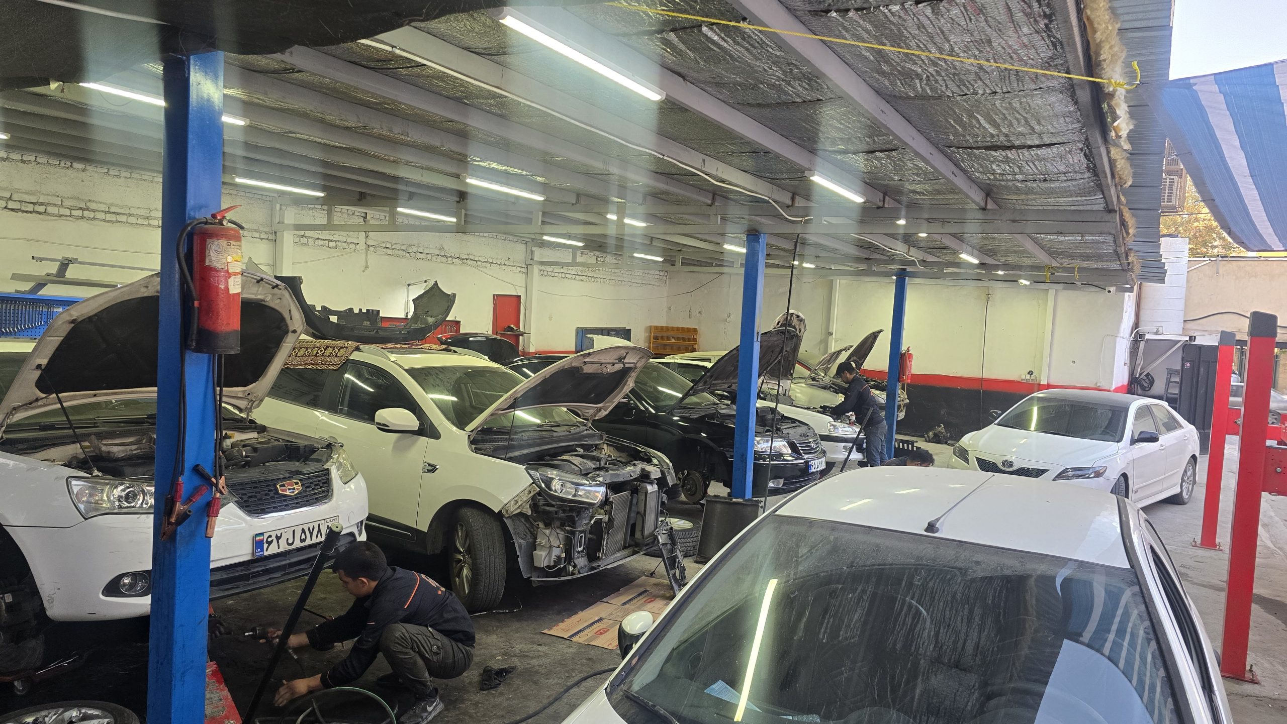 تعمیرات تخصصی ماشین های خارجی کره ای و ژاپنی در اصفهان با مدیریت آقای منصوری